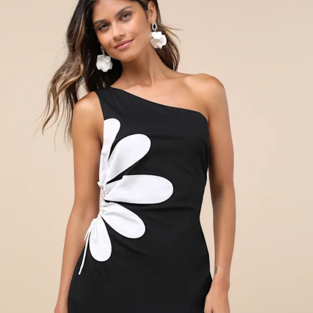 Lulus Sunny Design Black Cutout Flower One-Shoulder Mini Dress XL